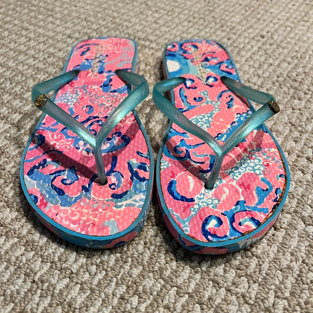 Lilly Pulitzer 8 Flip Flops